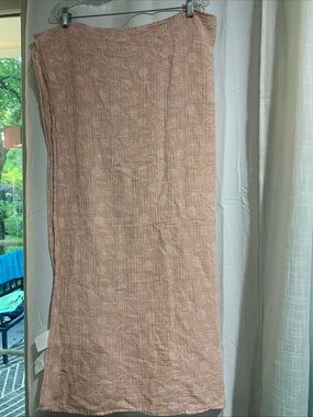 aden + anais blush pink muslin baby swaddle